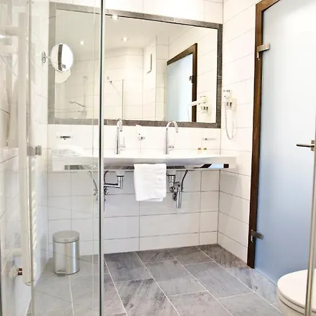 Garni Arosa 4*