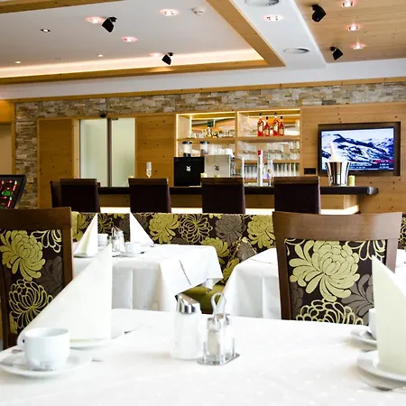 Szálloda Garni Arosa