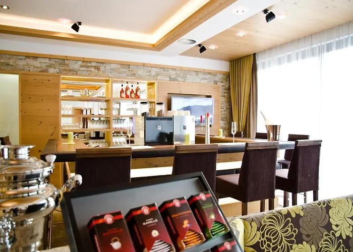 Garni Arosa 酒店 4*